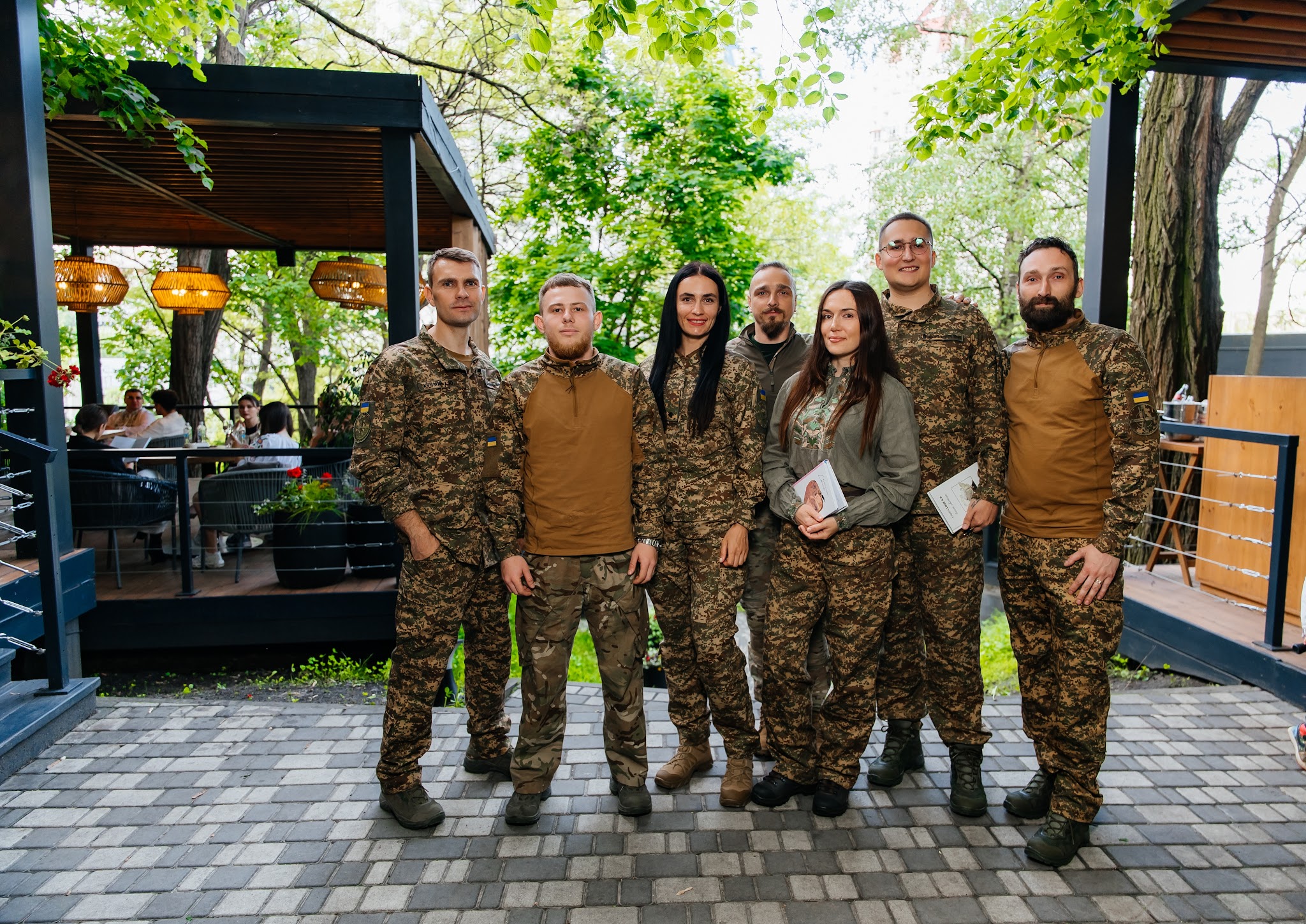 Суханов, Логай та Нітіч: українські зірки читали вірші заради підтримки Нацгвардії
